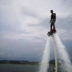 Jetpack Aquático Flyboard - Dispositivo de Voo Sobre a Água para Aventuras Aquáticas
