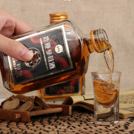 Licor de Chifre de Veado e Ginseng (露酒) 100ml - 32% vol