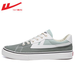 tenis masculino de skatista com sola reta e cadarço