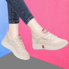 Sapatos femininos de malha de sola grossa respirável