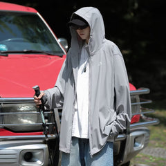 jaqueta corta vento com touca e proteção contra raios UV