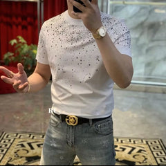 camisa masculina com perolas em formato de estrelas