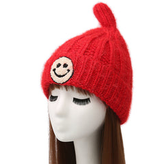 touca feminina com smile e pompom bordado