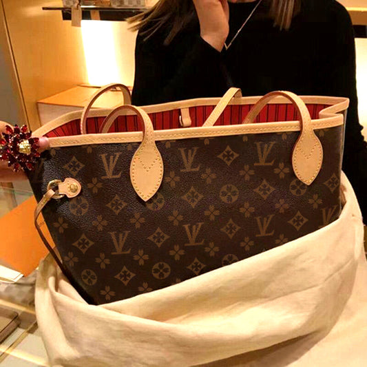 Bolsa Especial Francesa, Estilo NRE - Item Imperdível Recomendados pelo Especialista em Moda