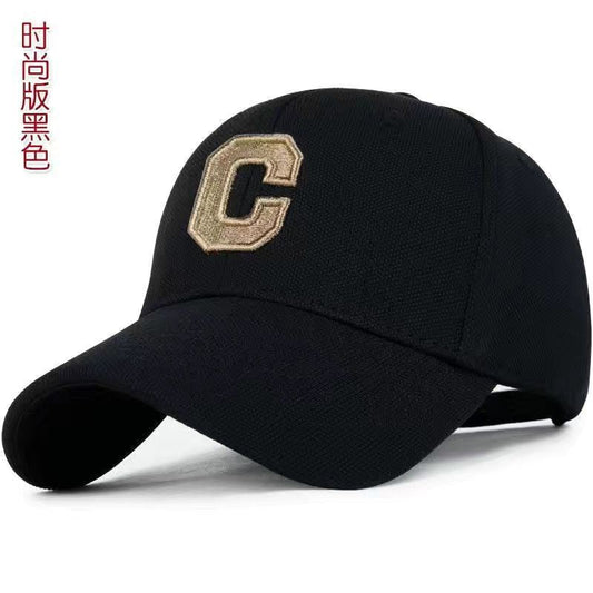 boné masculino de esporte com ''C'' bordado