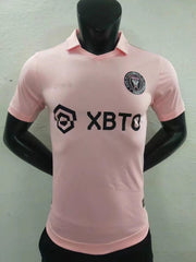 camisa de time de futebol do clube Inter De Miami com nome e numero do Messi