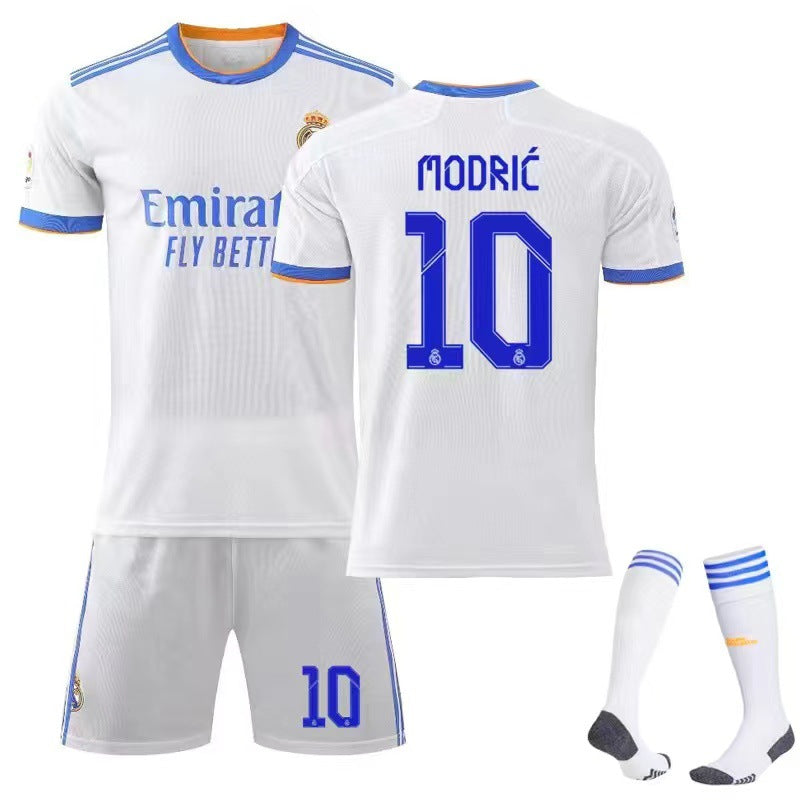 uniforme de time de futebol do clube Real Madrid FC com nome do Modric modelo tailandes