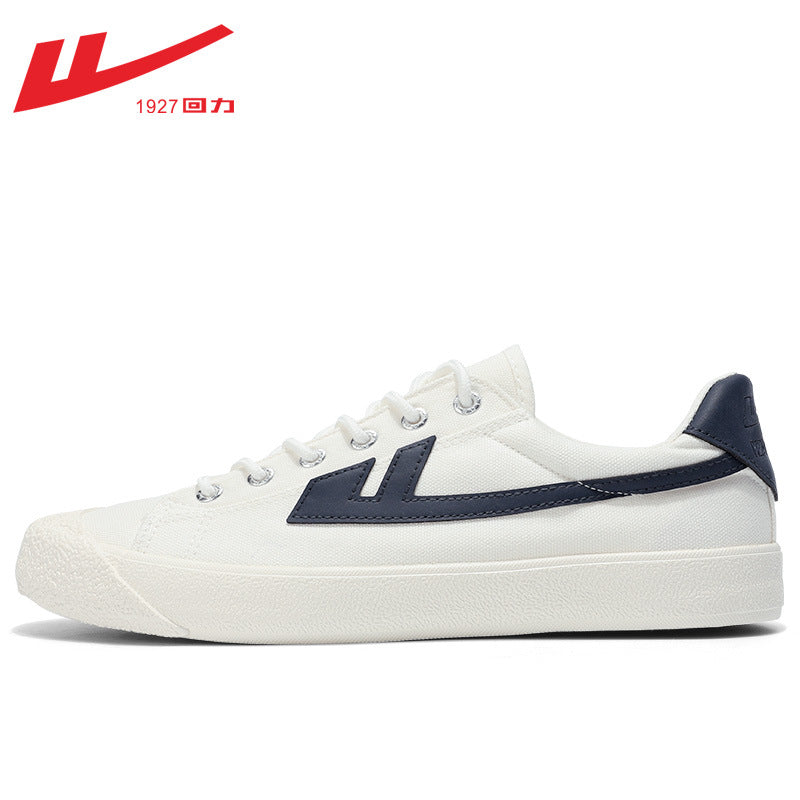 sapato warrior de sola reta com textura e cadarço