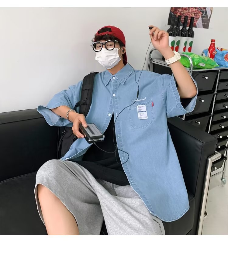 Camisa jeans estilo Hong Kong para meninos, verão, mangas finas de cinco pontos, tendência, camisa de manga curta, design, jaqueta de nicho