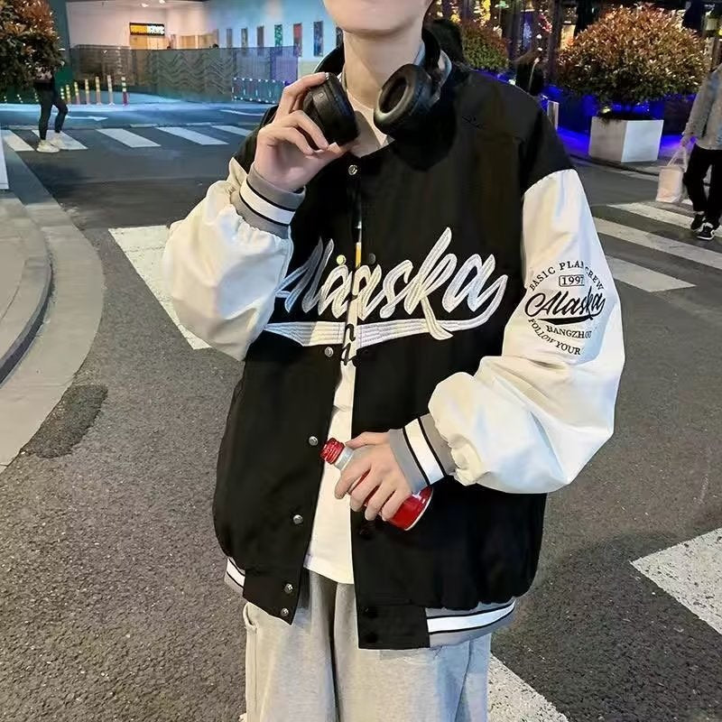 jaqueta de baseball com letras estampadas streetwear