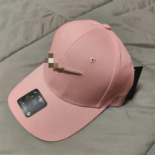boné esportivo com logo da Nike