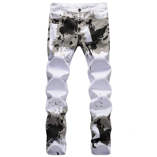 calça jeans branca com partes desenhadas