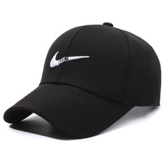boné masculino com logo bordada
