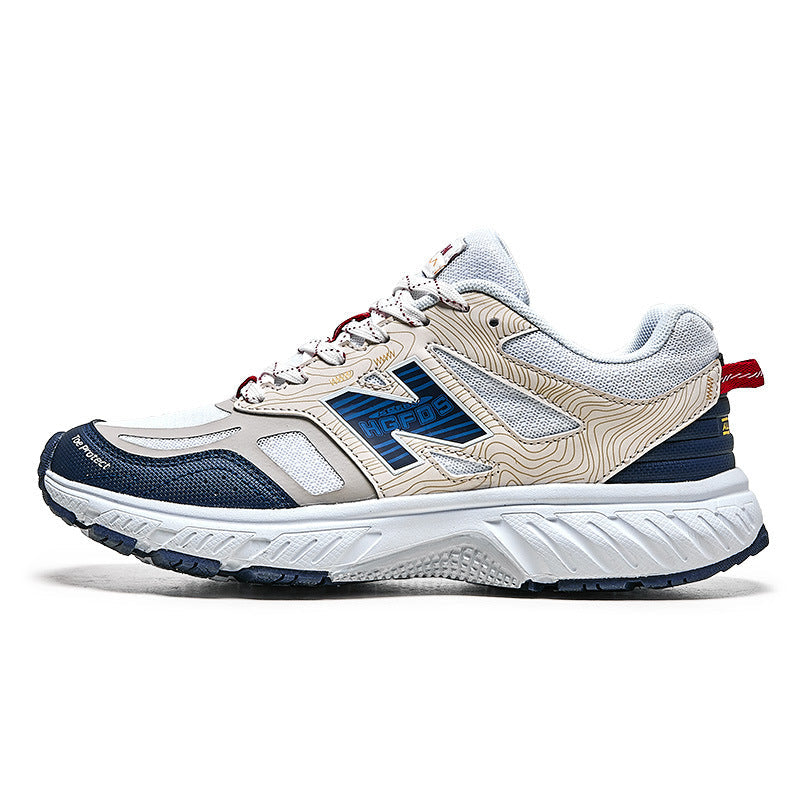 tenis esportivo confortavel com ''N'' bordado de sola grossa