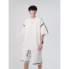 conjunto esportivo de shorts e camisa estilo streetwear