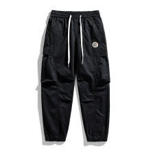 calça cargo fina estilo streetwear