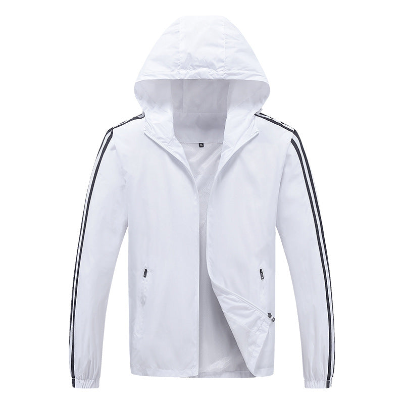 Jaqueta corta vento masculina com zíper e listra no braço